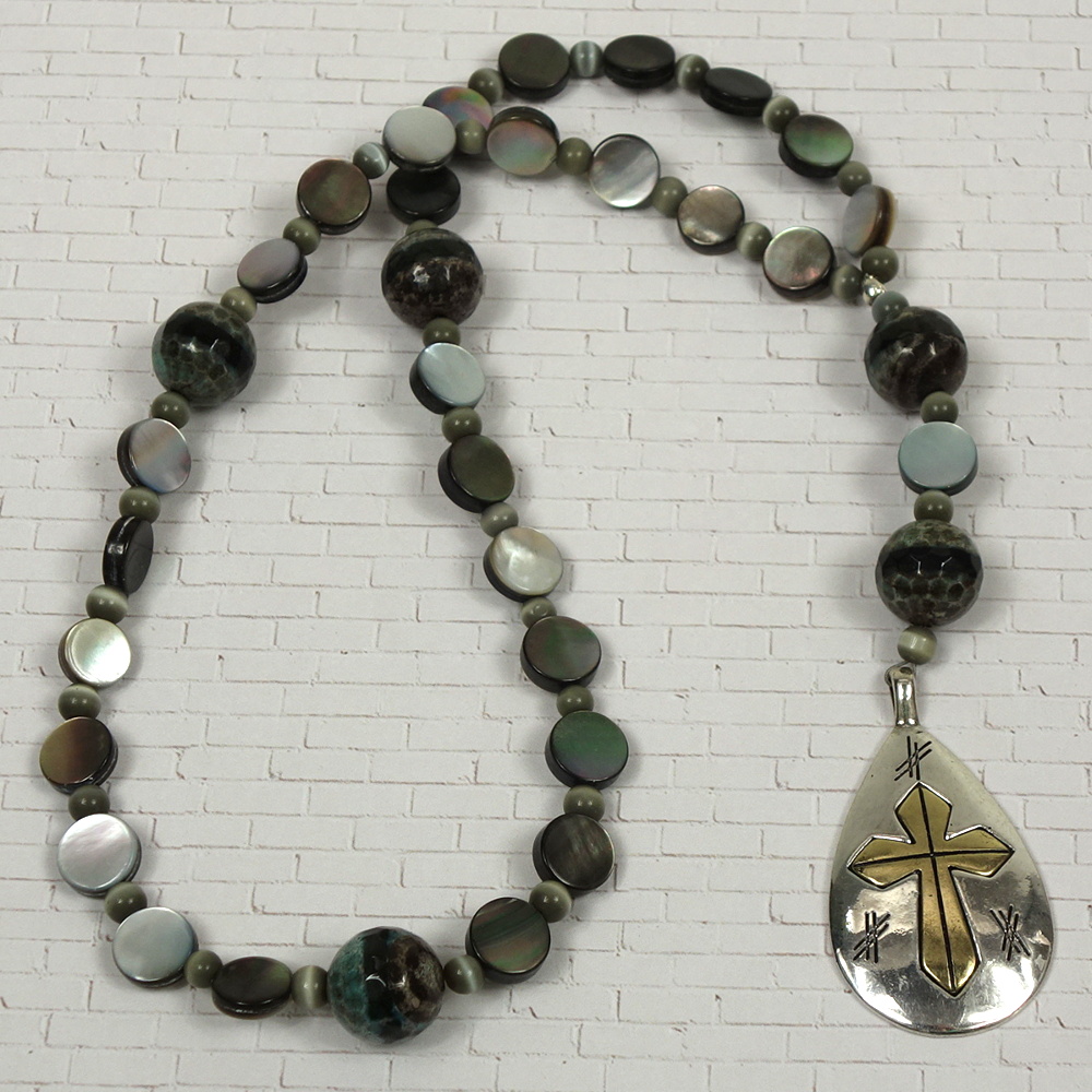 B-B-226-8 Gray Shell Protestant Prayer Beads