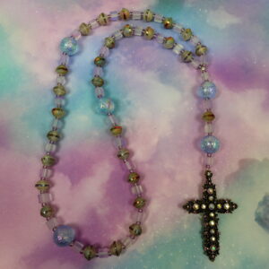 Lilac Cubes Protestant prayer bead necklace with lilac glass cube spacers and rhinestone cross pendant